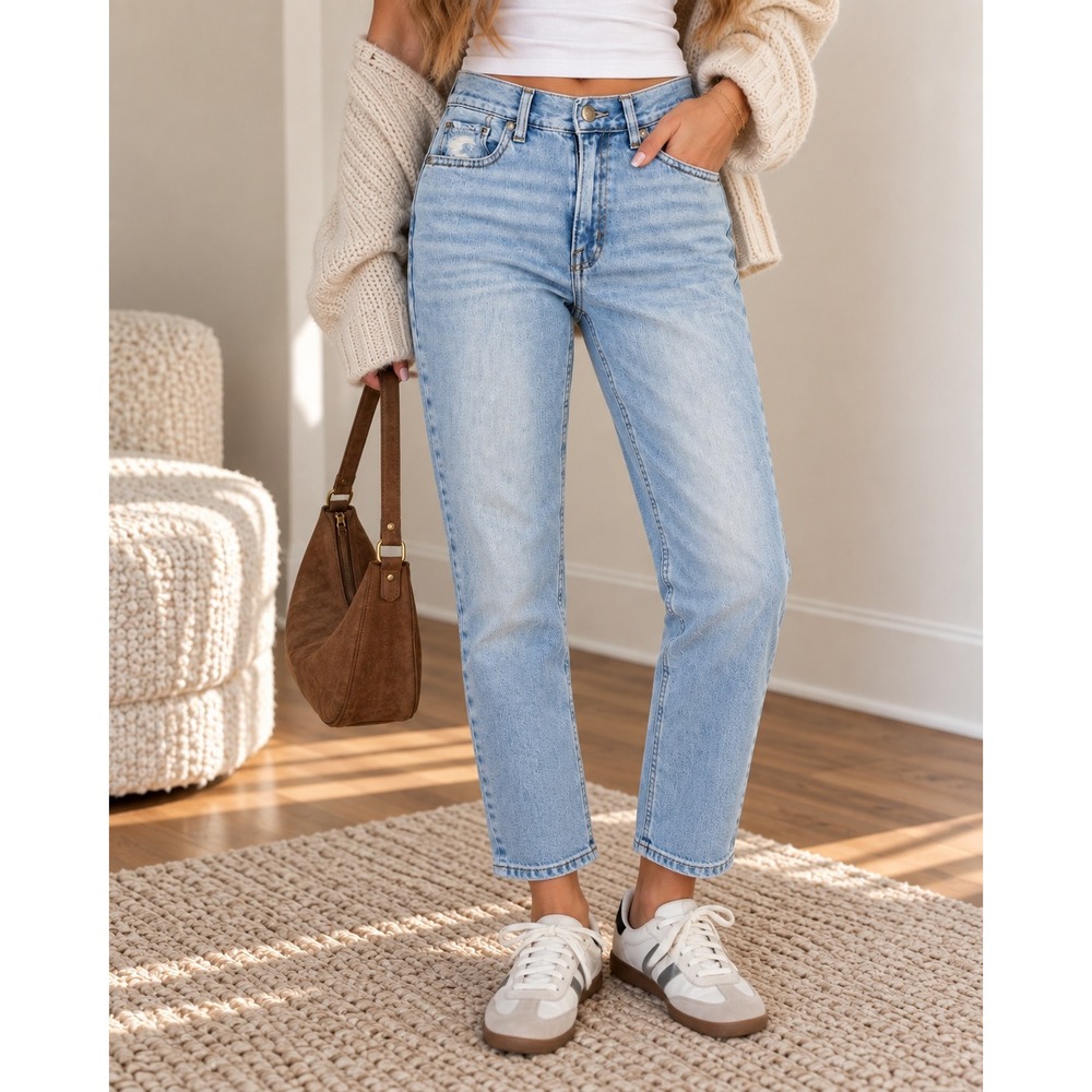 American Eagle High Rise Ripped Ankle Jeans